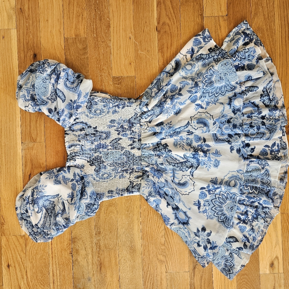 GUESS Blue Floral Dress Puff Sleeve  Size M - Picture 11 of 15